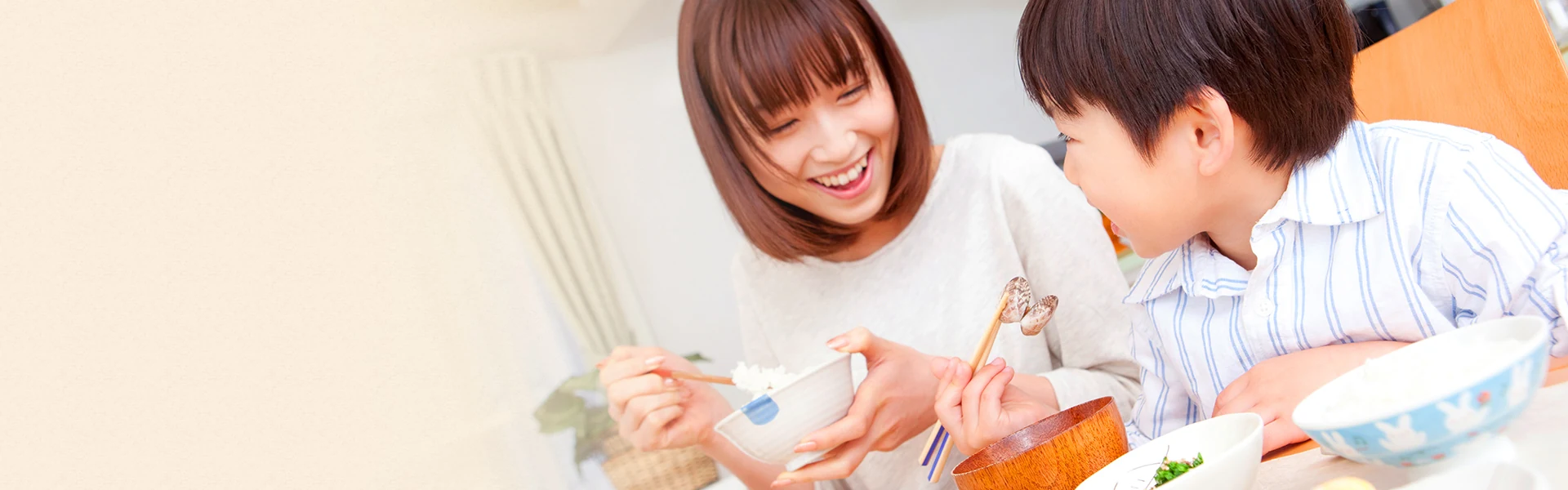 宮澤食品の魚を囲む食卓